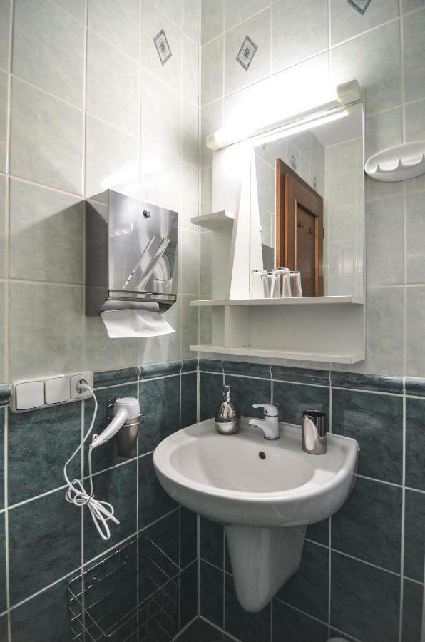 Penzion Pod Radnici Hustopeče Exterior foto