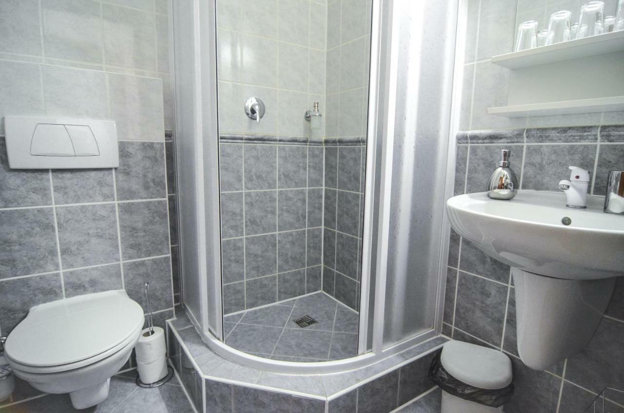Penzion Pod Radnici Hustopeče Exterior foto