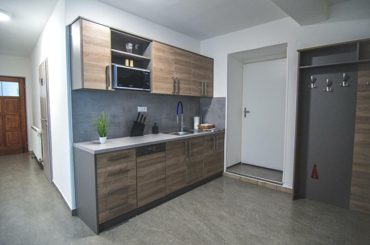 Penzion Pod Radnici Hustopeče Exterior foto