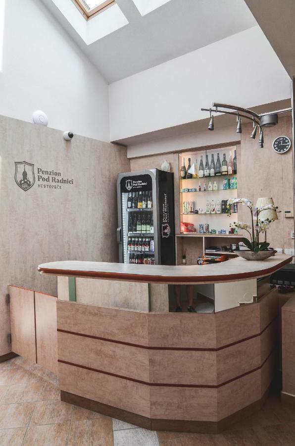 Penzion Pod Radnici Hustopeče Exterior foto